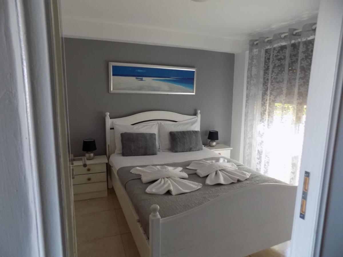 Elzaf2 Apartment อาฟิโตส ภายนอก รูปภาพ