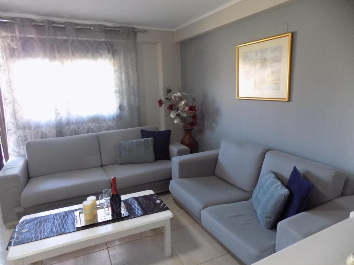 Elzaf2 Apartment อาฟิโตส ภายนอก รูปภาพ