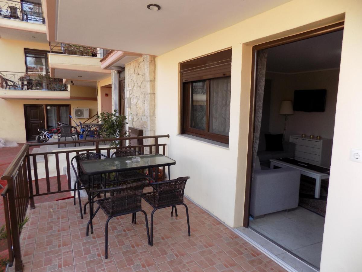 Elzaf2 Apartment อาฟิโตส ภายนอก รูปภาพ